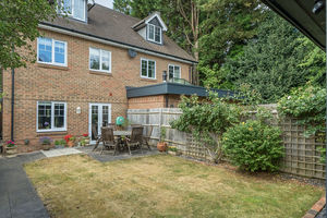 Photo 23- click for photo gallery